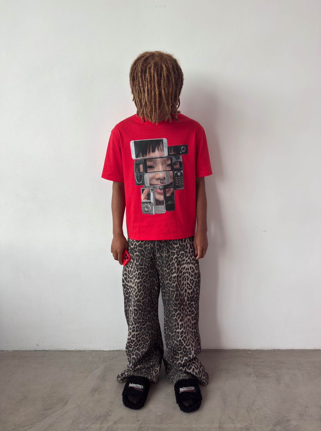 mobile t-shirt