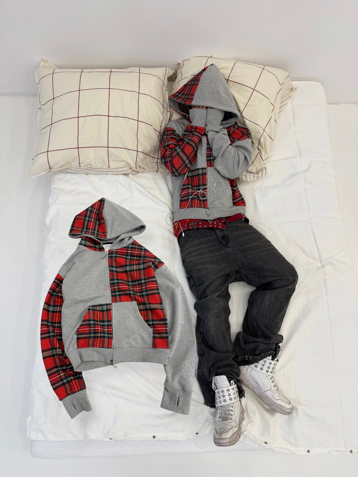 Asymmetric zip hoodie red/gray